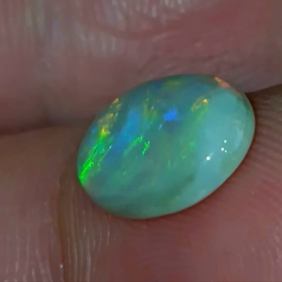 Australian Solid Semi Black Opal 1.95 Carat New Color Flash - Picture 12 of 16